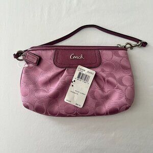 Coach Signature Satin Wristlet SV/Purple Rose – NWT (Tag Detached)